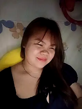 Snapshot of Truxcy1 chatting on 10, 5, 2026 Truxcy1 online show from 10, 5, 2026