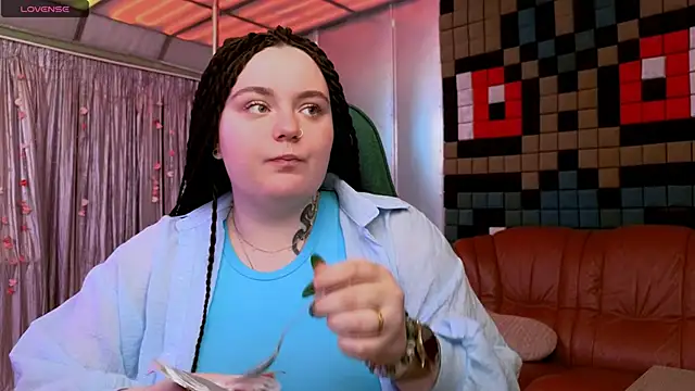 Snapshot of CatherineClaire chatting on 9, 6, 2026 CatherineClaire online show from 9, 6, 2026