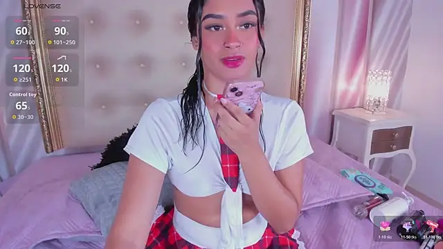 Snapshot of scarleettdoll chatting on 15, 7, 2026 scarleettdoll online show from 15, 7, 2026