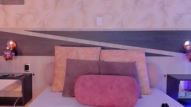 Snapshot of Sofia_pamela_ chatting on 24, 4, 2026 Sofia pamela online show from 24, 4, 2026