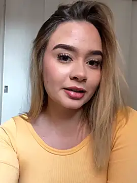 Snapshot of Sofia_pamela_ chatting on 25, 4, 2026 Sofia pamela online show from 25, 4, 2026