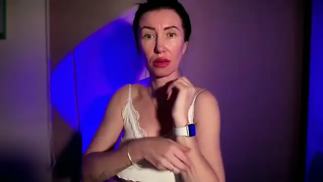 Snapshot of Goddess_Tati chatting on 25, 5, 2026 Goddess Tati online show from 25, 5, 2026