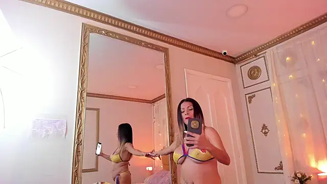 cris milk online show from 17, 6, 2026