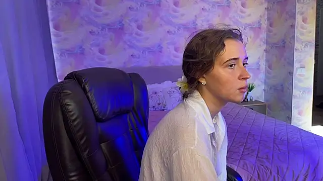 Snapshot of Tiana_Belle chatting on 3, 7, 2026 Tiana Belle online show from 3, 7, 2026