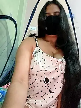 Snapshot of Priya_9945 chatting on 4, 5, 2026 Priya 9945 online show from 4, 5, 2026