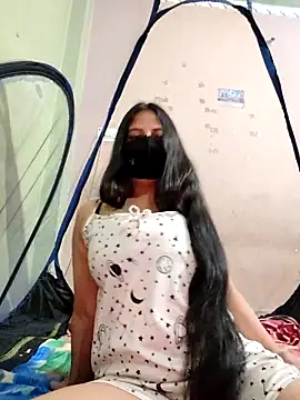 Snapshot of Priya_9945 chatting on 15, 5, 2026 Priya 9945 online show from 15, 5, 2026