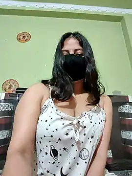Snapshot of Priya_9945 chatting on 23, 6, 2026 Priya 9945 online show from 23, 6, 2026