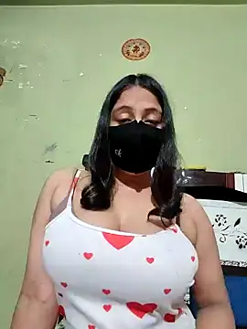 Snapshot of Priya_9945 chatting on 26, 7, 2026 Priya 9945 online show from 26, 7, 2026