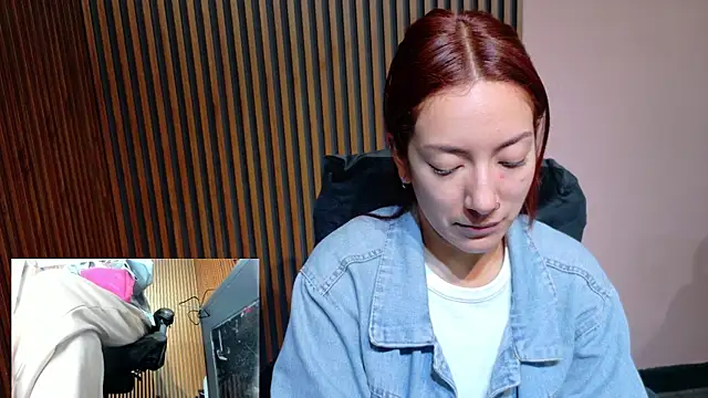 Snapshot of MissOffice_ chatting on 6, 7, 2026 MissOffice online show from 6, 7, 2026