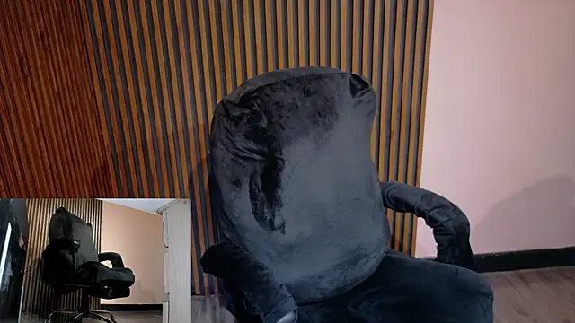 Snapshot of MissOffice_ chatting on 14, 7, 2026 MissOffice online show from 14, 7, 2026