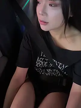 Snapshot of lilina520 chatting on 19, 5, 2026 lilina520 online show from 19, 5, 2026