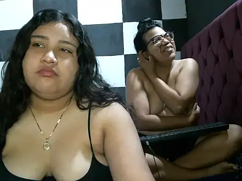 Snapshot of Valery-Khloe chatting on 22, 7, 2026 Valery-Khloe online show from 22, 7, 2026