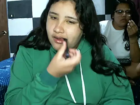 Snapshot of Valery-Khloe chatting on 27, 7, 2026 Valery-Khloe online show from 27, 7, 2026