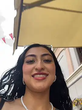Dahlia cortes online show from 30, 6, 2026