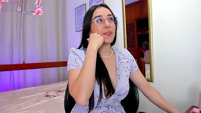 Snapshot of Elisabetta_Amour chatting on 3, 6, 2026 Elisabetta Amour online show from 3, 6, 2026