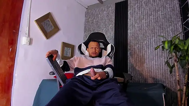 Tony Panther online show from 25, 4, 2026