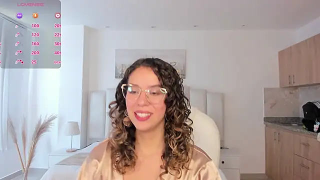 sienna luxor online show from 24, 5, 2026