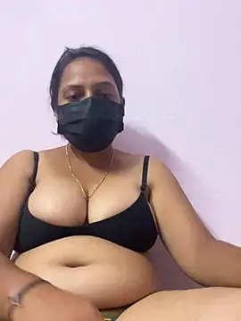 Snapshot of Deepuu__Telugu chatting on 15, 5, 2026 Deepuu Telugu online show from 15, 5, 2026