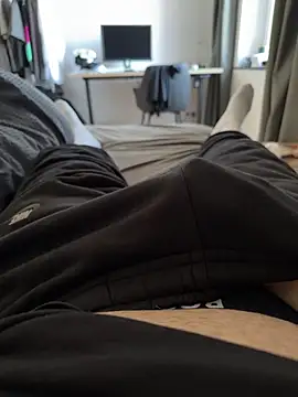 alwayshorny21 online show from 23, 4, 2026