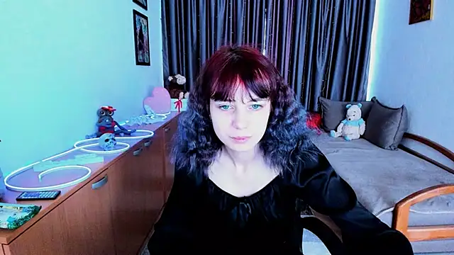 Snapshot of MiniLysii chatting on 11, 6, 2026 MiniLysii online show from 11, 6, 2026
