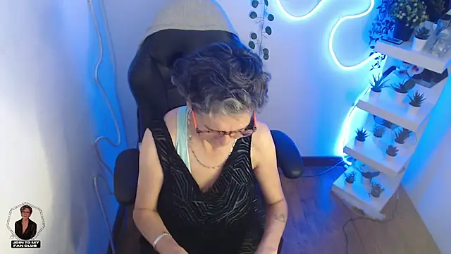 Snapshot of selena_ferreira chatting on 20, 5, 2026 selena ferreira online show from 20, 5, 2026