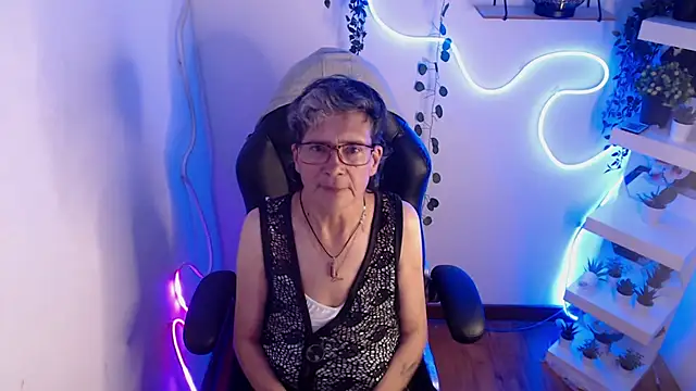 Snapshot of selena_ferreira chatting on 16, 6, 2026 selena ferreira online show from 16, 6, 2026