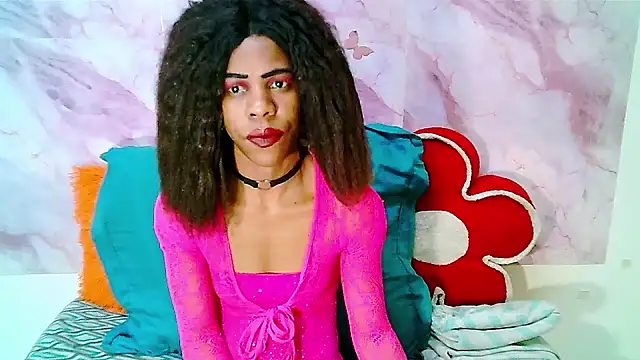 Snapshot of EbonySweetPeach chatting on 6, 7, 2026 EbonySweetPeach online show from 6, 7, 2026