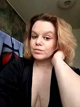 Snapshot of Maryquenn chatting on 30, 4, 2026 Maryquenn online show from 30, 4, 2026