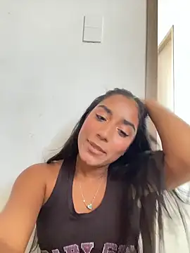 Snapshot of SaryJonex chatting on 10, 5, 2026 SaryJonex online show from 10, 5, 2026