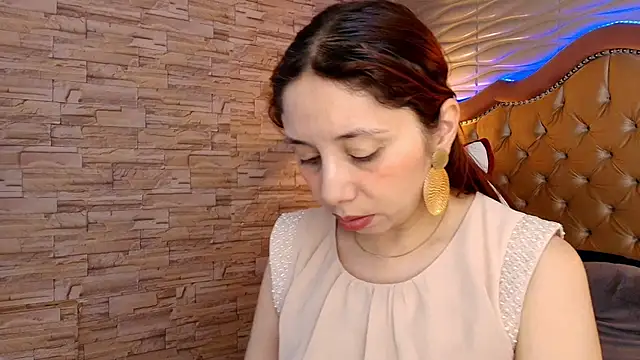 Snapshot of stephaniesun_ chatting on 24, 4, 2026 stephaniesun online show from 24, 4, 2026