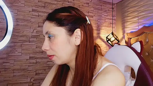 Snapshot of stephaniesun_ chatting on 4, 5, 2026 stephaniesun online show from 4, 5, 2026