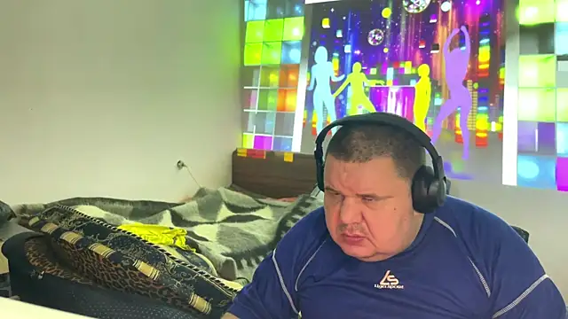 chubby daddy online show from 28, 4, 2026