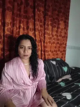 Snapshot of Divya888 chatting on 25, 4, 2026 Divya888 online show from 25, 4, 2026