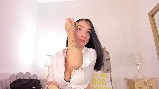 Snapshot of atenea_lux chatting on 26, 6, 2026 atenea lux online show from 26, 6, 2026