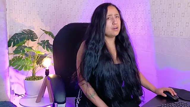 Snapshot of Sammy_N_Ithan chatting on 2, 6, 2026 Sammy N Ithan online show from 2, 6, 2026