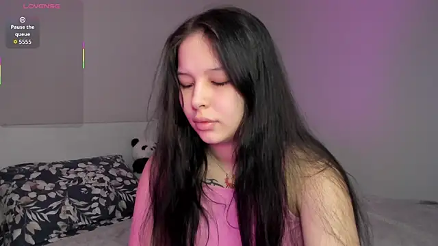 Snapshot of missinfull chatting on 22, 5, 2026 missinfull online show from 22, 5, 2026