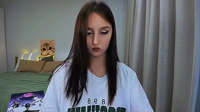 JulietteMonli online show from 14, 7, 2026