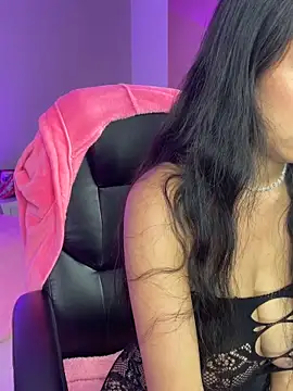 Snapshot of SecretBliss_Eup chatting on 13, 5, 2026 SecretBliss Eup online show from 13, 5, 2026