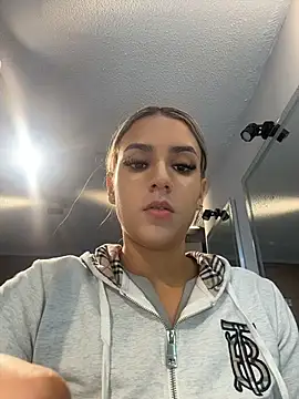 Snapshot of GabrielaPortmans chatting on 7, 5, 2026 GabrielaPortmans online show from 7, 5, 2026