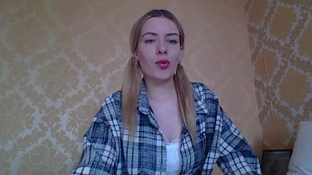 Snapshot of Softy_Aura_ chatting on 16, 6, 2026 Softy Aura online show from 16, 6, 2026
