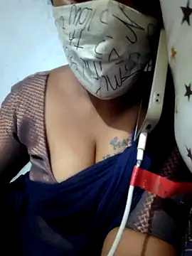 Snapshot of Tamil_Hot_HoneyBee chatting on 13, 6, 2026 Tamil Hot HoneyBee online show from 13, 6, 2026