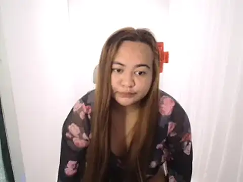 Snapshot of Czarinna chatting on 28, 4, 2026 Czarinna online show from 28, 4, 2026