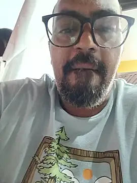 Snapshot of hitachixxx chatting on 14, 6, 2026 hitachixxx online show from 14, 6, 2026