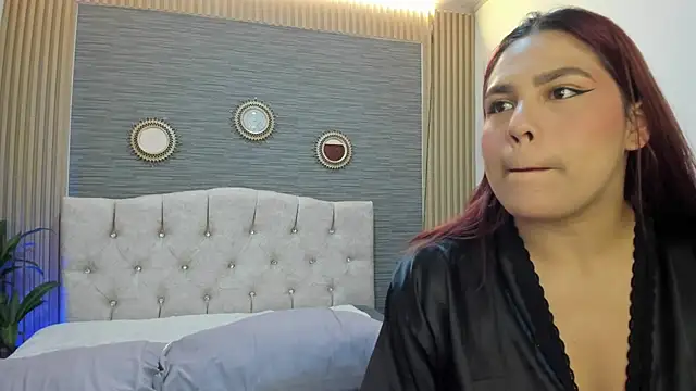Snapshot of SamyandAllison chatting on 23, 5, 2026 SamyandAllison online show from 23, 5, 2026
