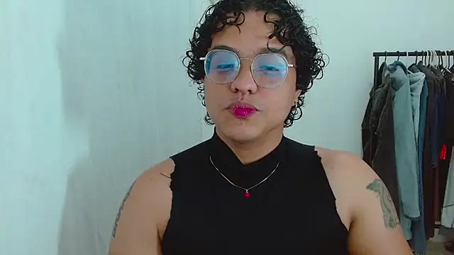 Snapshot of Diane_exotic chatting on 11, 5, 2026 Diane exotic online show from 11, 5, 2026
