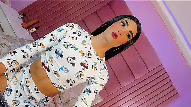 Snapshot of Darianavelazquez chatting on 6, 6, 2026 Darianavelazquez online show from 6, 6, 2026