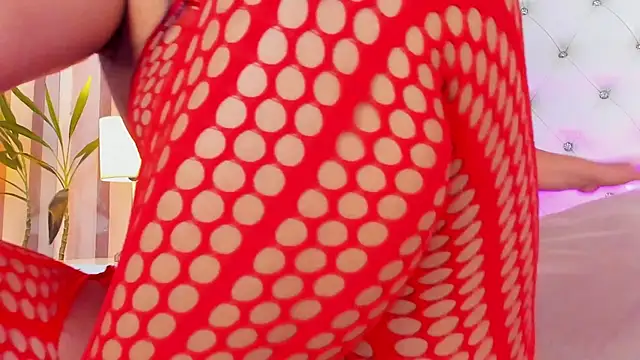 Snapshot of Mia-Stones chatting on 8, 7, 2026 Mia-Stones online show from 8, 7, 2026
