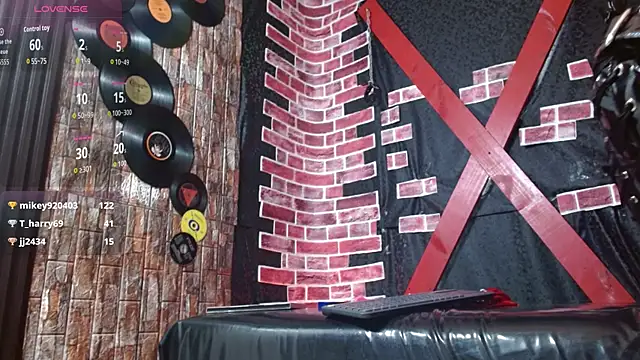 Snapshot of Dominatriz_Arlette chatting on 24, 6, 2026 Dominatriz Arlette online show from 24, 6, 2026