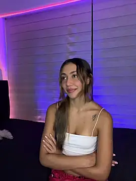 Snapshot of Bella_dannbond chatting on 24, 6, 2026 Bella dannbond online show from 24, 6, 2026