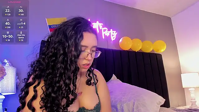 isaxcurves online show from 13, 6, 2026